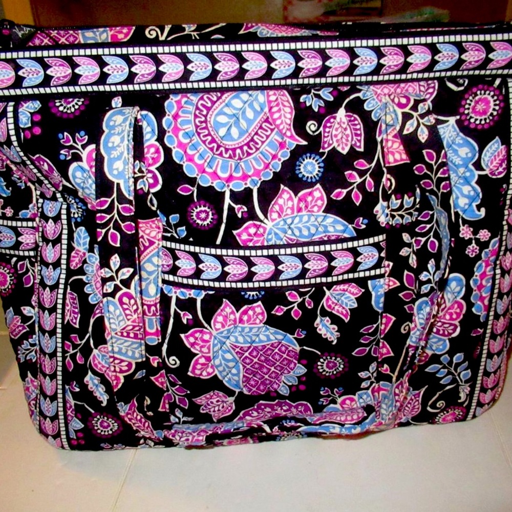 Vera Bradley XL Get Carried Away Tote Alpine Floral Zippered W/Many Pockets